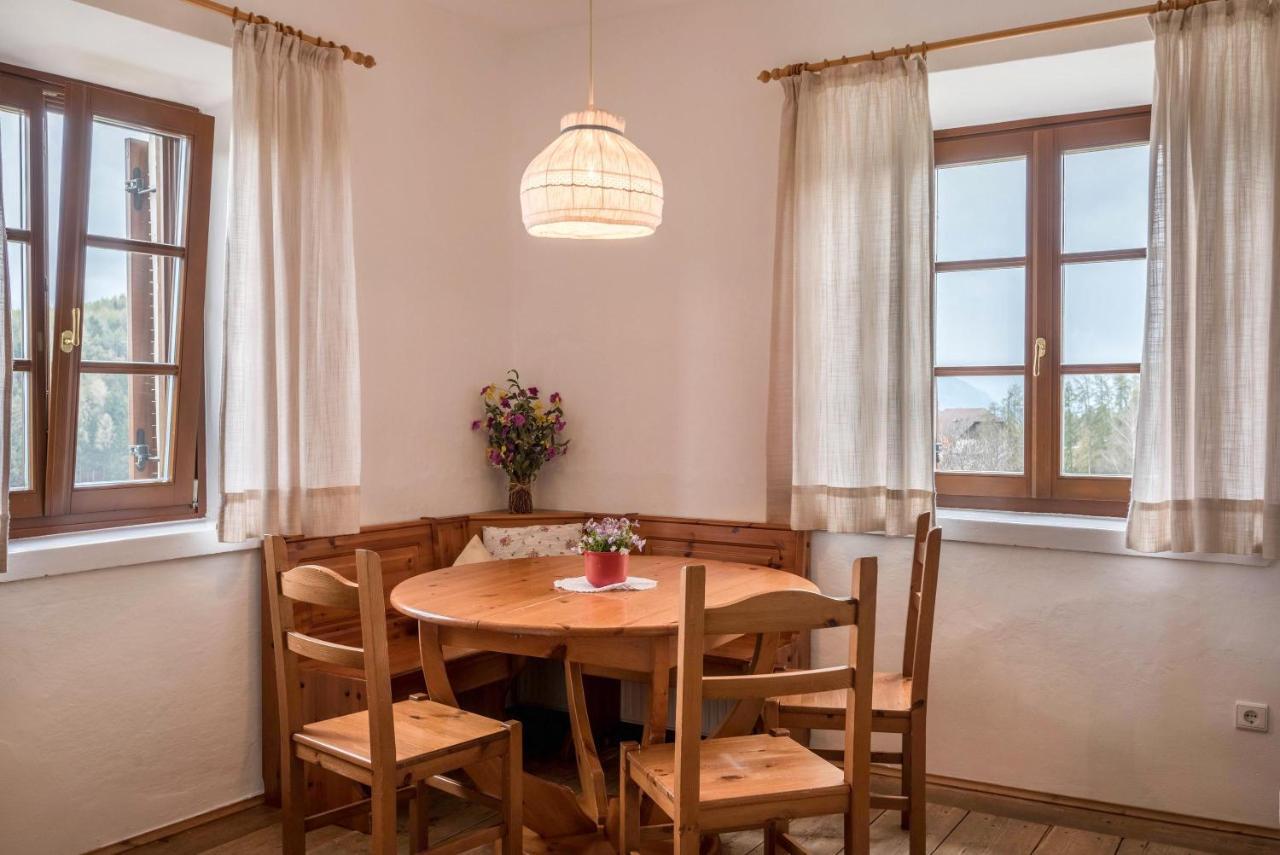 Sallrain Hof Apartment 2 Колалбо Екстериор снимка